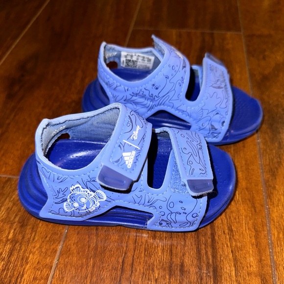 ADIDAS X DISNEY ALTASWIM FINDING NEMO SWIM SANDALS - Picture 1 of 11